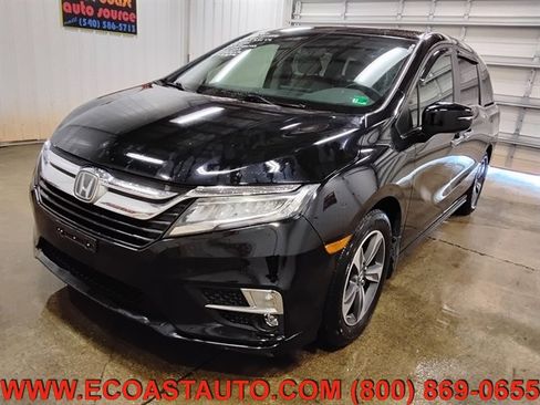 Used 2018 Honda Odyssey Touring image 4