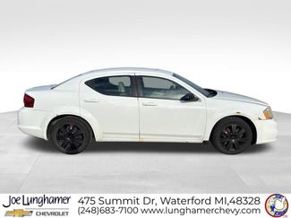 Used 2013 Dodge Avenger SE video 2