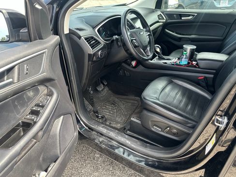 Used 2018 Ford Edge SEL w/ Equipment Group 201A FWD image 10