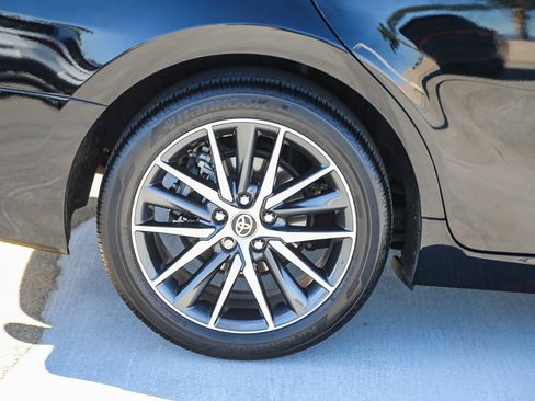 Used 2024 Toyota Camry XLE image 11