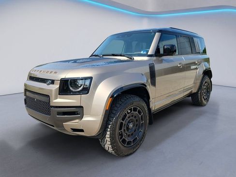 Used 2025 Land Rover Defender 110 AWD/4WD image 1