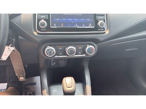 Used 2025 Nissan Versa S FWD image 15