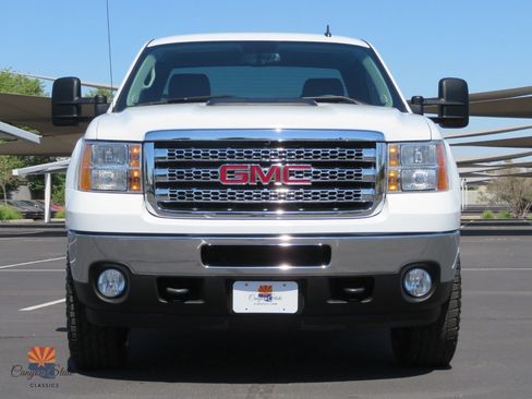 Used 2013 GMC Sierra 2500 SLT w/ SLT Convenience Package AWD/4WD image 30