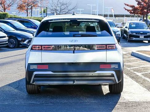New 2026 Hyundai Ioniq 5 SEL image 6