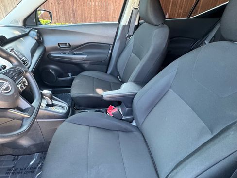 Used 2024 Nissan Kicks S image 23