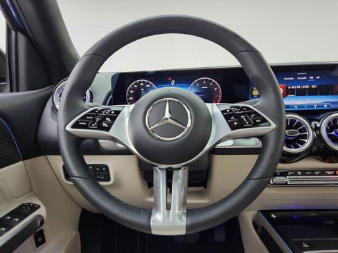 Certified 2026 Mercedes-Benz GLB 250 image 30