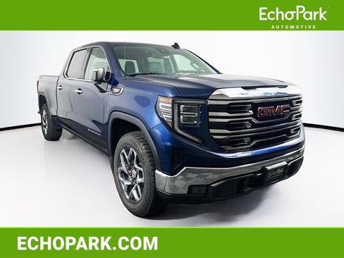 Used 2023 GMC Sierra 1500 SLT AWD/4WD image 1