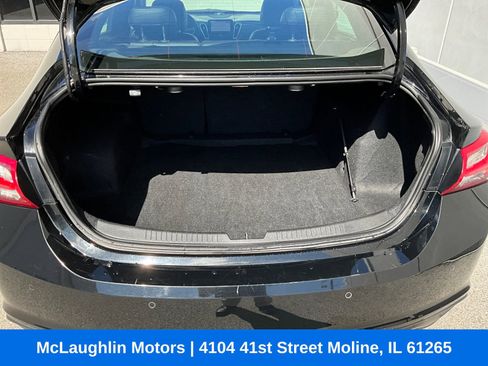 Used 2024 Chevrolet Malibu LT FWD image 12