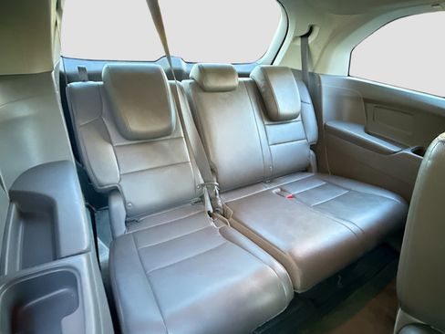 Used 2015 Honda Odyssey EX-L image 26