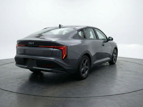 Used 2025 Kia K4 FWD image 9