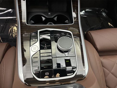 New 2026 BMW X5 xDrive50e AWD/4WD image 23