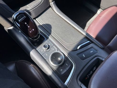 Used 2023 Cadillac XT6 Premium Luxury w/ Technology Package image 35