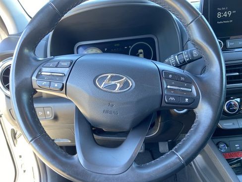 Used 2023 Hyundai Kona Limited image 34