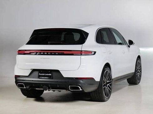 New 2026 Porsche Cayenne AWD/4WD image 9