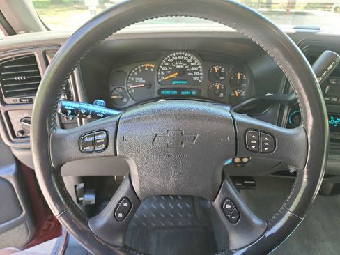 Used 2003 Chevrolet Silverado 2500 LS image 21