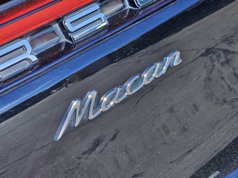 Used 2019 Porsche Macan image 8