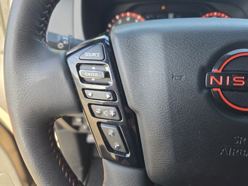 Used 2023 Nissan Frontier PRO-4X w/ Pro Convenience Package image 32