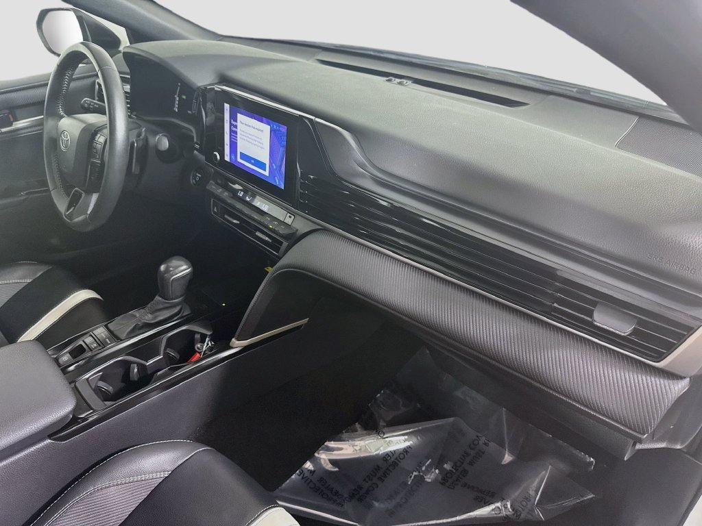 Used 2025 Toyota Camry SE FWD image 29