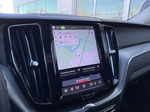 Certified 2023 Volvo XC60 B5 Core w/ Climate Package image 18