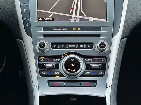 Used 2017 Lincoln MKZ Select w/ Select Plus Package image 15