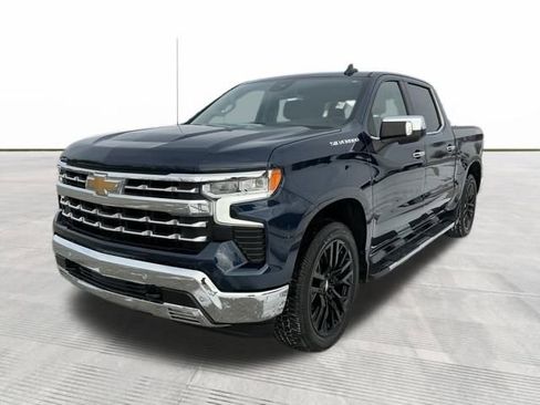 Used 2022 Chevrolet Silverado 1500 LTZ w/ LTZ Convenience Package II image 4