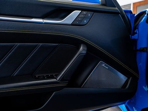 Used 2022 Porsche 911 Turbo S image 38