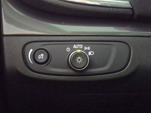 Certified 2020 Buick Encore Preferred image 16