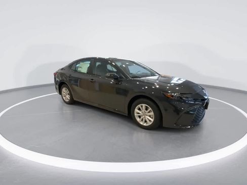 New 2026 Toyota Camry LE image 2