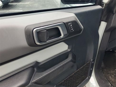 Used 2024 Ford Bronco Big Bend image 11