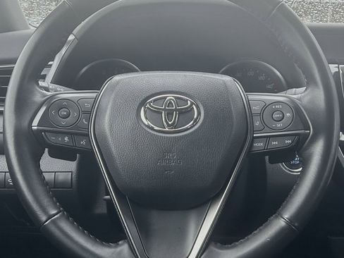 Used 2023 Toyota Camry XSE image 19