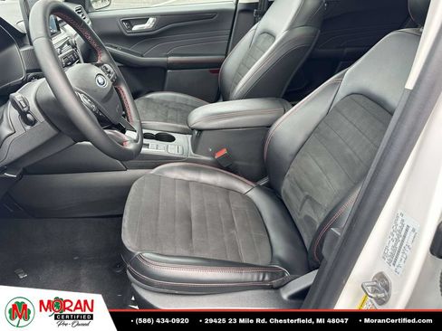 Used 2022 Ford Escape SEL w/ SEL Stealth AWD Package image 19