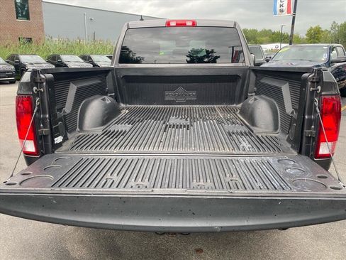 Used 2019 RAM 1500 Express w/ Express Value Package AWD/4WD image 21