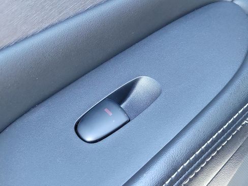 Used 2021 Nissan Murano S image 20