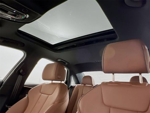 Used 2023 Audi A4 2.0T Premium w/ Convenience Package image 14