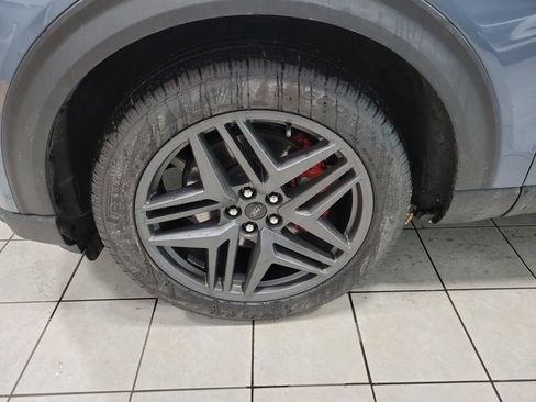 Used 2025 Ford Explorer ST image 51