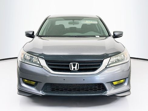 Used 2015 Honda Accord Sport image 2