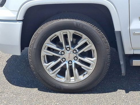 Used 2018 GMC Sierra 1500 Denali AWD/4WD image 8