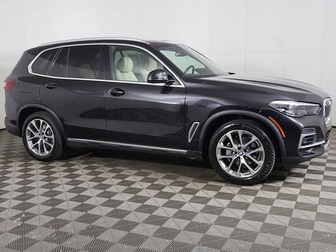 Used 2022 BMW X5 xDrive40i w/ Premium Package AWD/4WD image 15