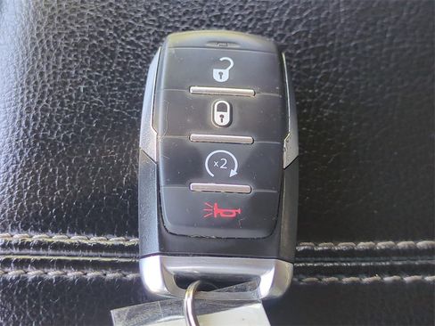 Used 2020 RAM 1500 Laramie w/ Off Road Group image 32