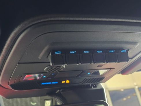 Used 2024 Ford Bronco Badlands w/ Sasquatch Package image 35