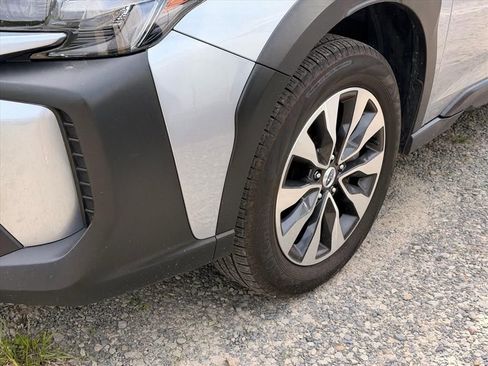 Certified 2024 Subaru Outback Limited AWD/4WD image 5