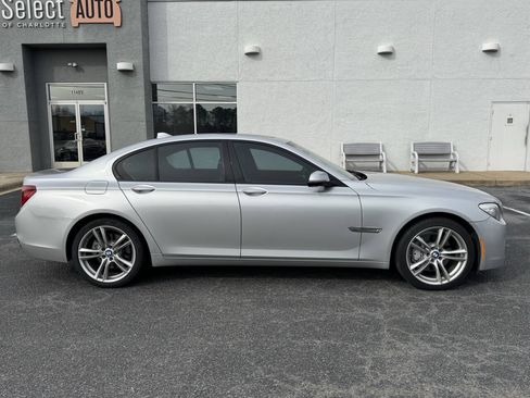Used 2015 BMW 740i w/ Executive Package RWD image 6