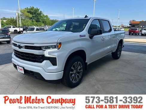 Used 2026 Chevrolet Silverado 1500 RST AWD/4WD image 7