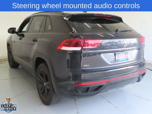 Certified 2023 Volkswagen Atlas Cross Sport SEL R-Line AWD/4WD image 6