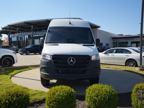 New 2025 Mercedes-Benz Sprinter 2500 image 2