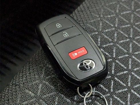 Used 2025 Toyota 4Runner SR5 image 23