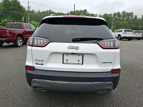 Used 2022 Jeep Cherokee Limited w/ Mopar Interior Package image 9