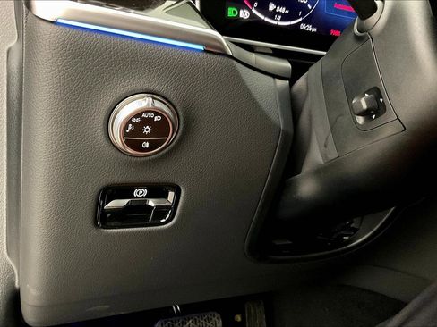 Certified 2026 Mercedes-Benz GLC 300 4MATIC image 15