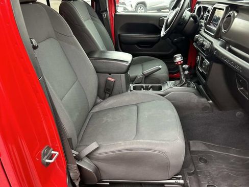 Used 2022 Jeep Wrangler Unlimited Willys image 30