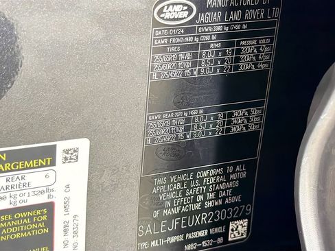Certified 2024 Land Rover Defender 130 S AWD/4WD image 34